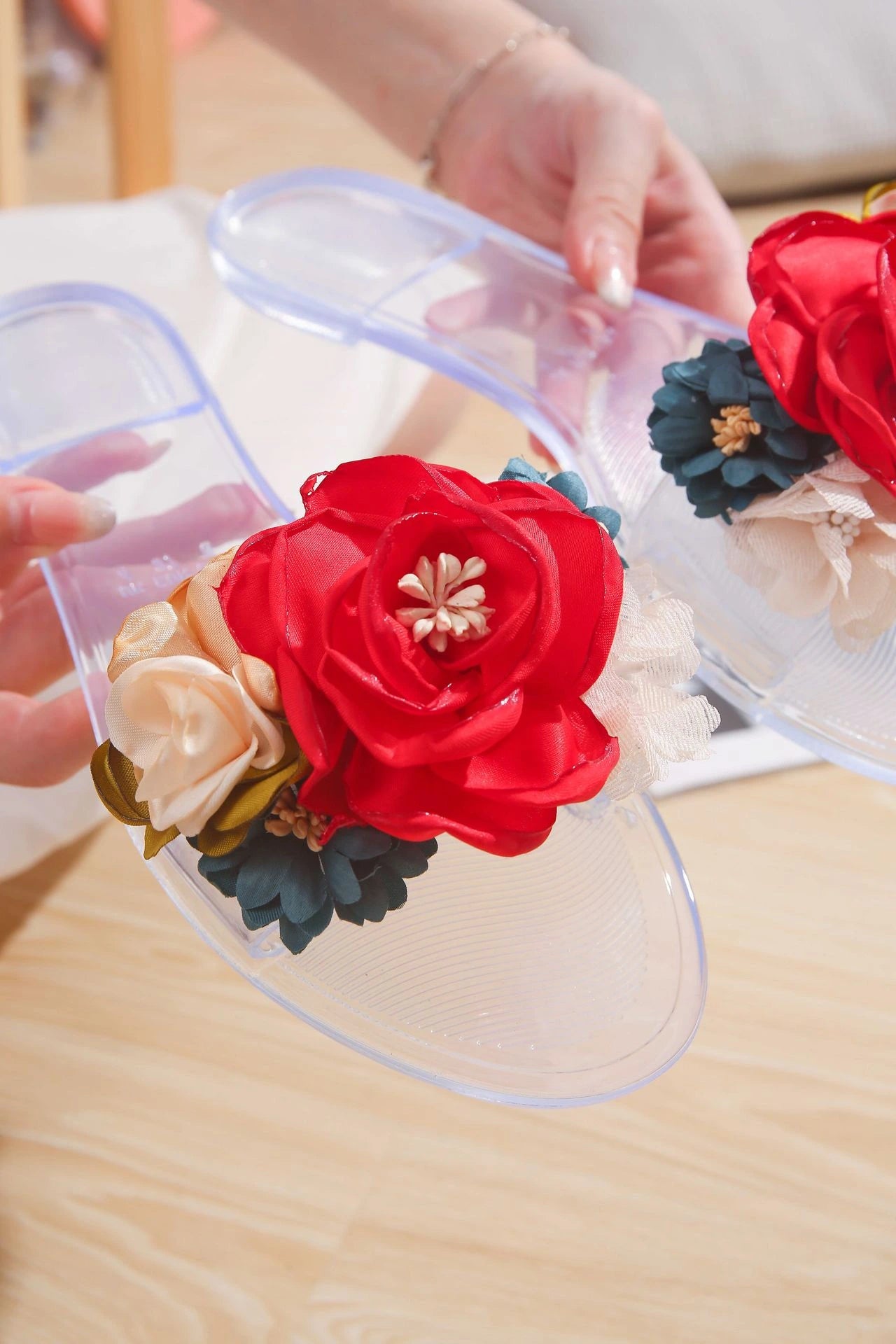 FLOWER JELLY SLIPPERS - RED