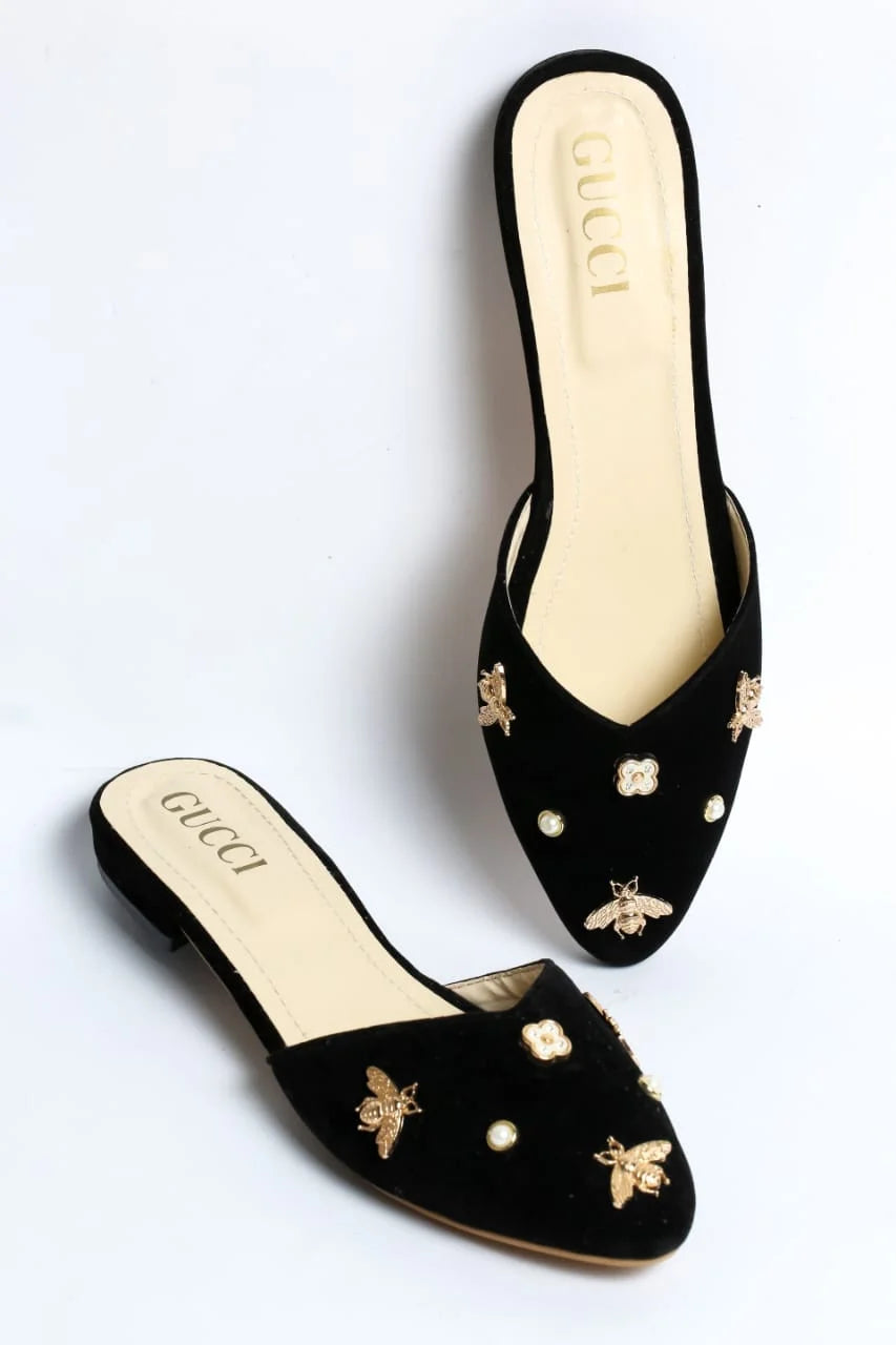 GUCCI POINTED TOE FLAT SHOES - BLACK