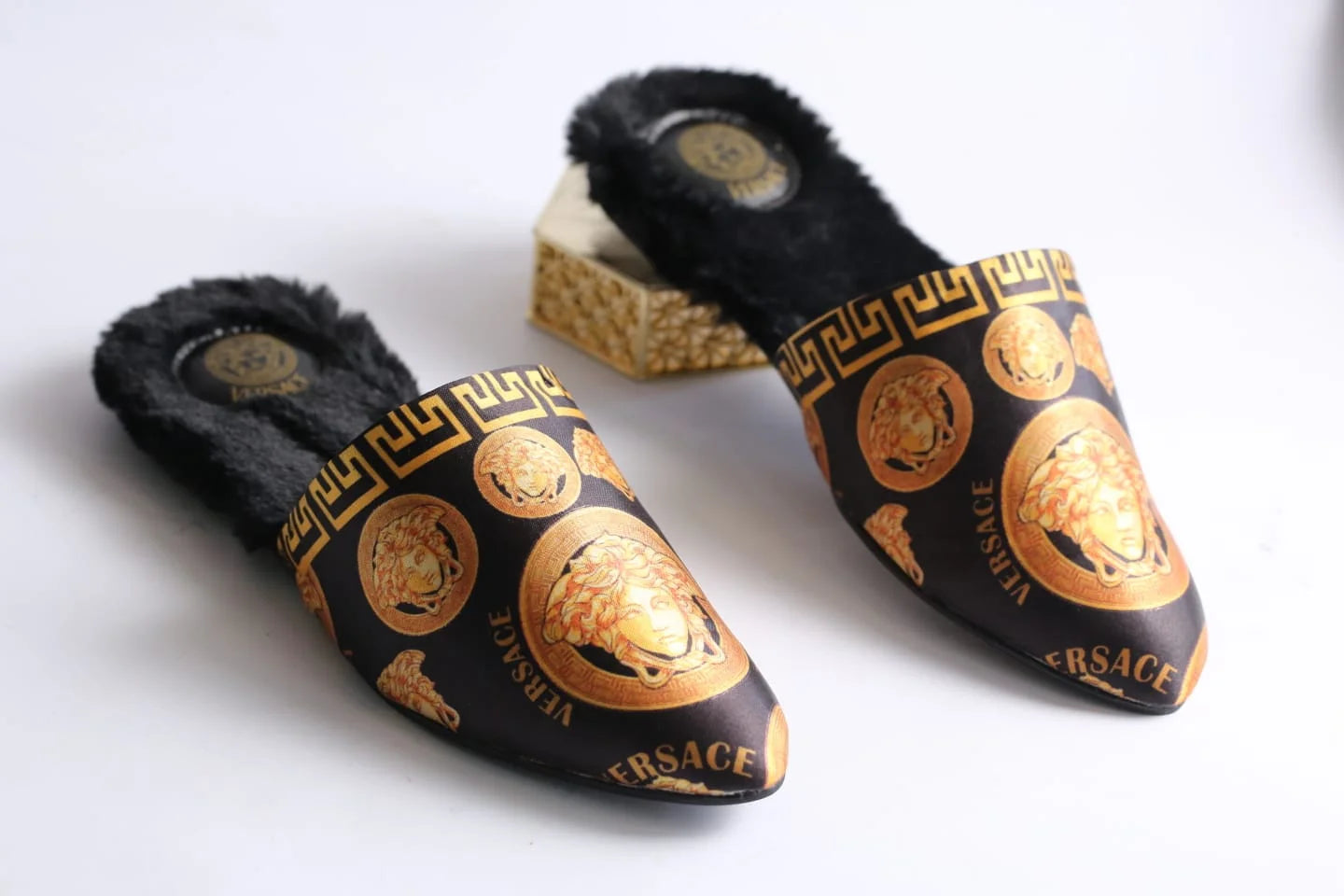 VERSACE CASUAL SHOES