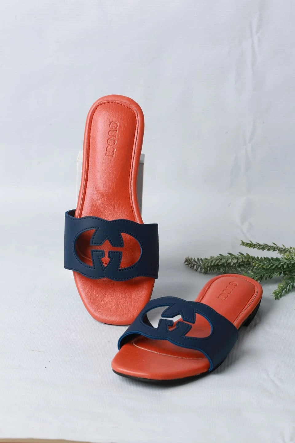 GUCCI CASUAL SLIDES