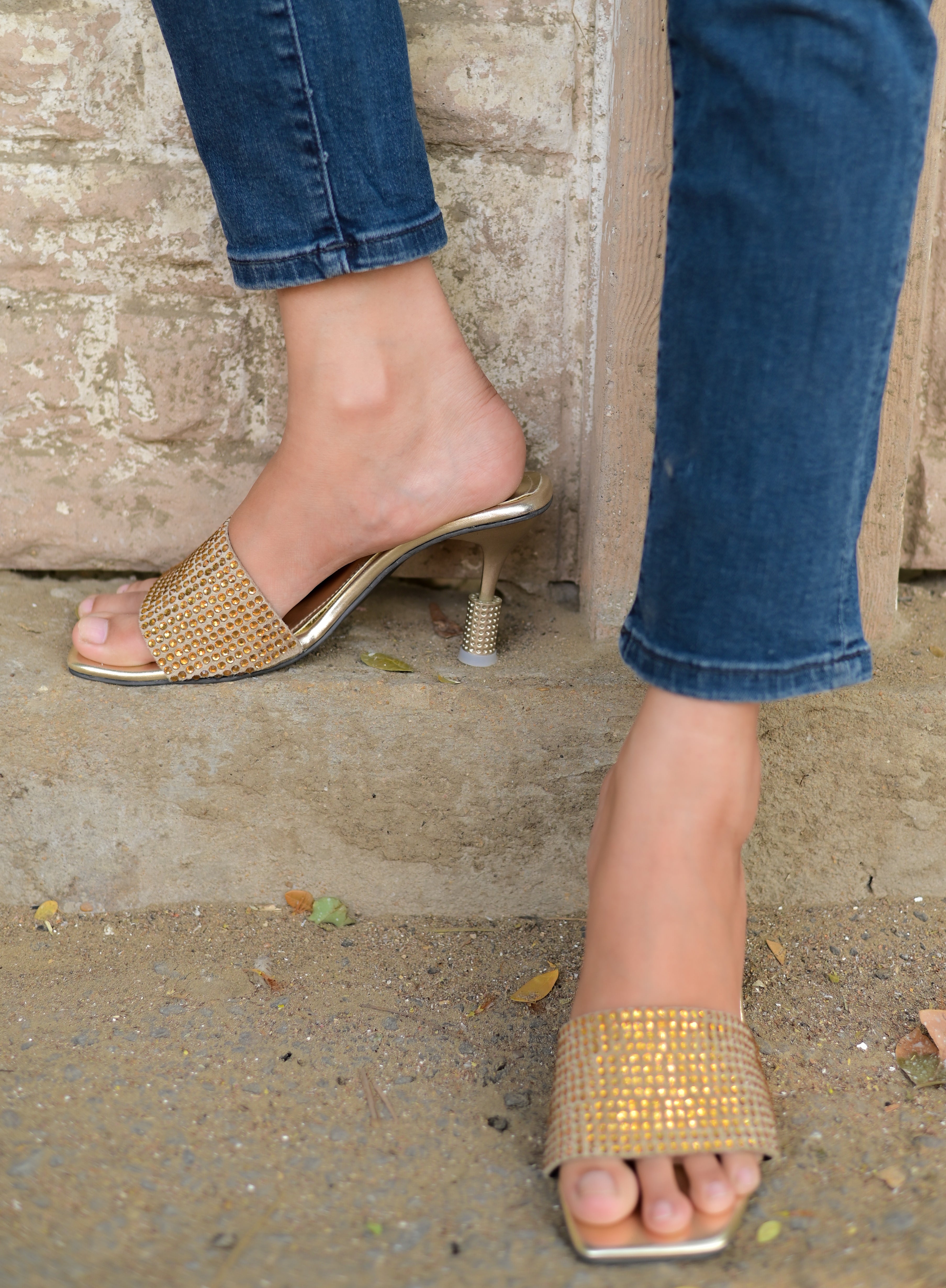 YSL-STONE FANCY HEEL-GOLDEN