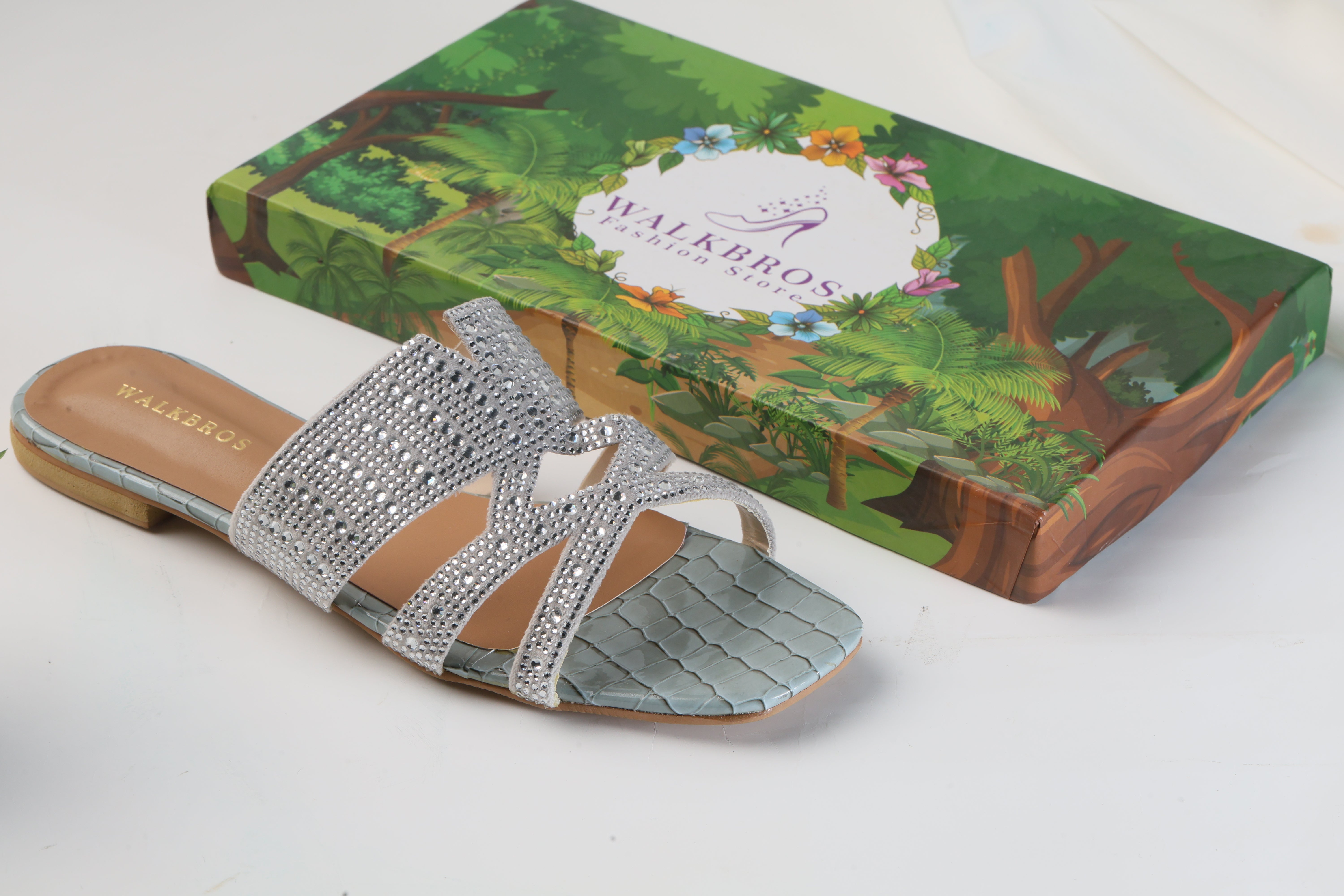 WALKBROS BEAUX FANCY SLIPPERS - SILVER LOUIS