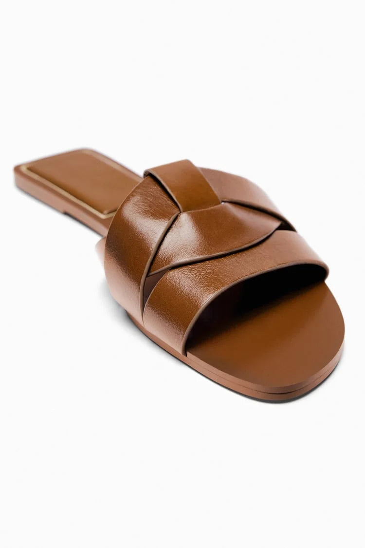 FLAT CRISS-CROSS LEATHER SLIDER SANDALS - BROWN