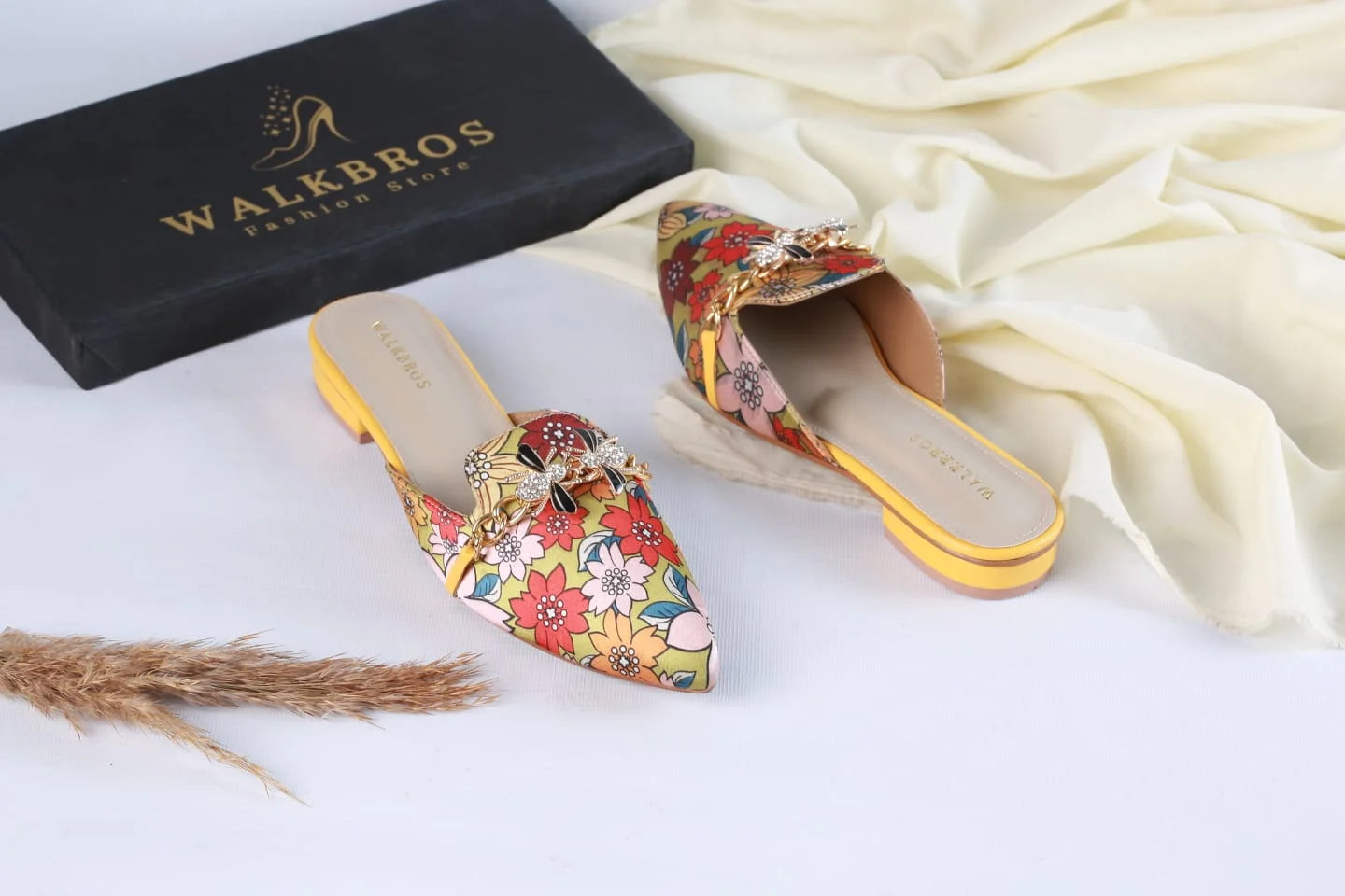 FLORAL MULE POINTED TOE FLATS VINTAGE BEE MULES - YELLOW