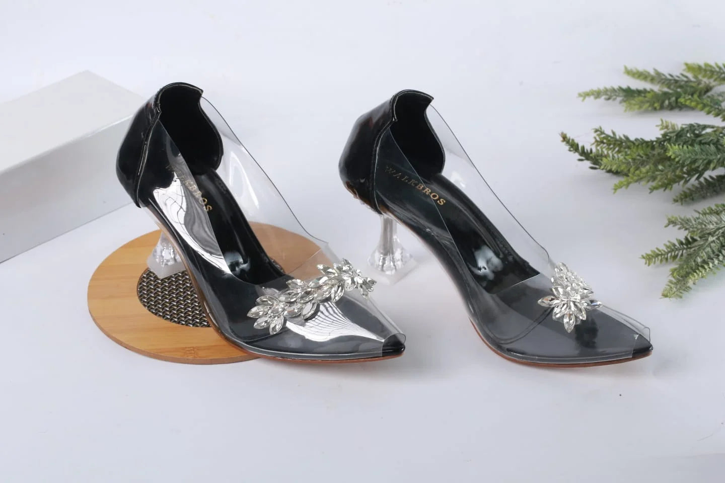 TRANSPARENT CRYSTAL CINDRELLA GLASS HEEL SHOES - BLACK