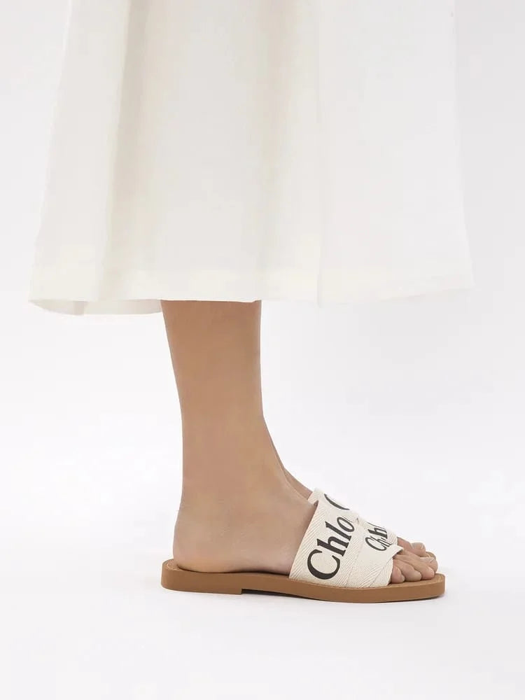 CHLOE WOODY FLAT MULE - BEIGE