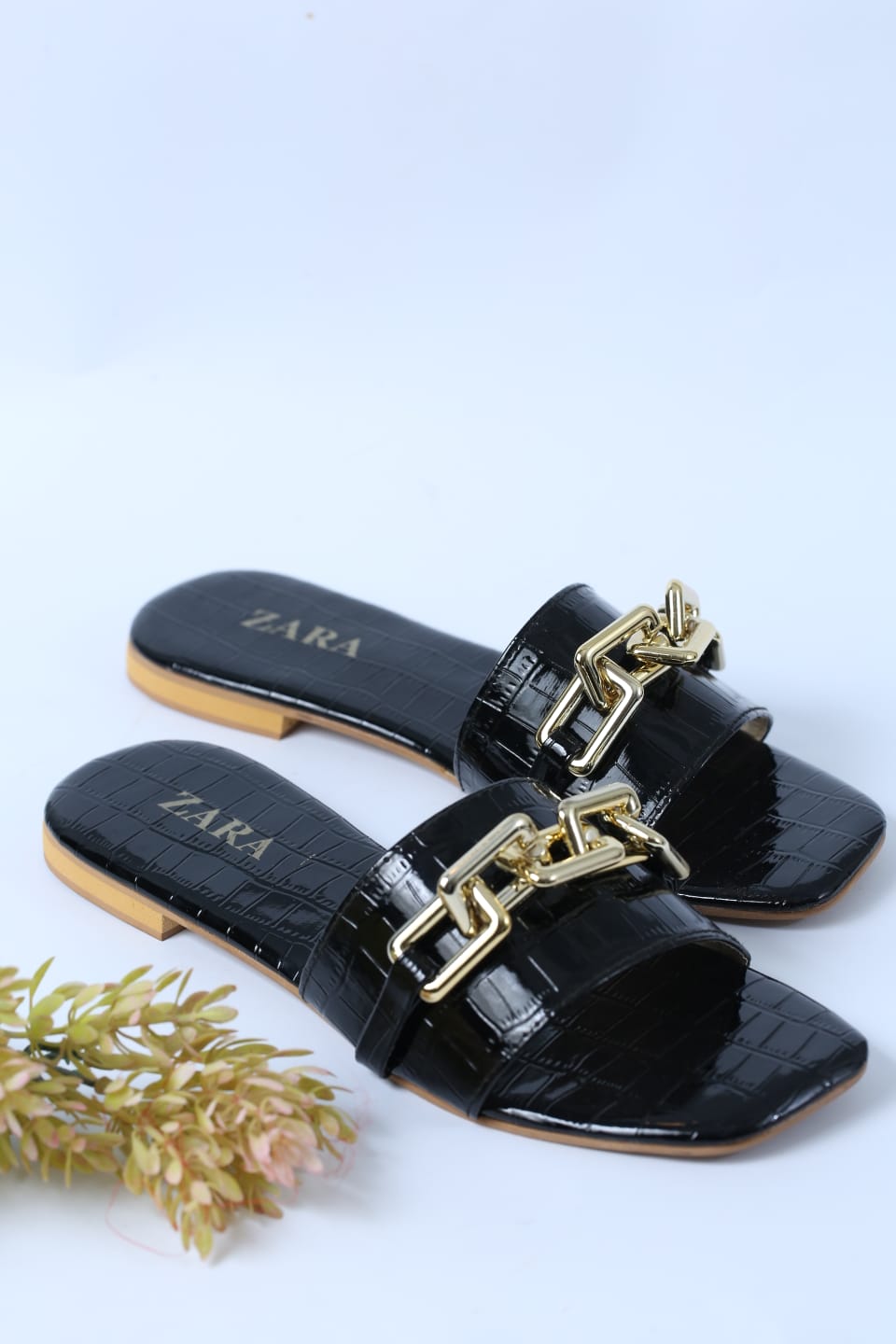 ZARA SQUARE TOE GOLDEN CHAIN SLIDES - BLACK