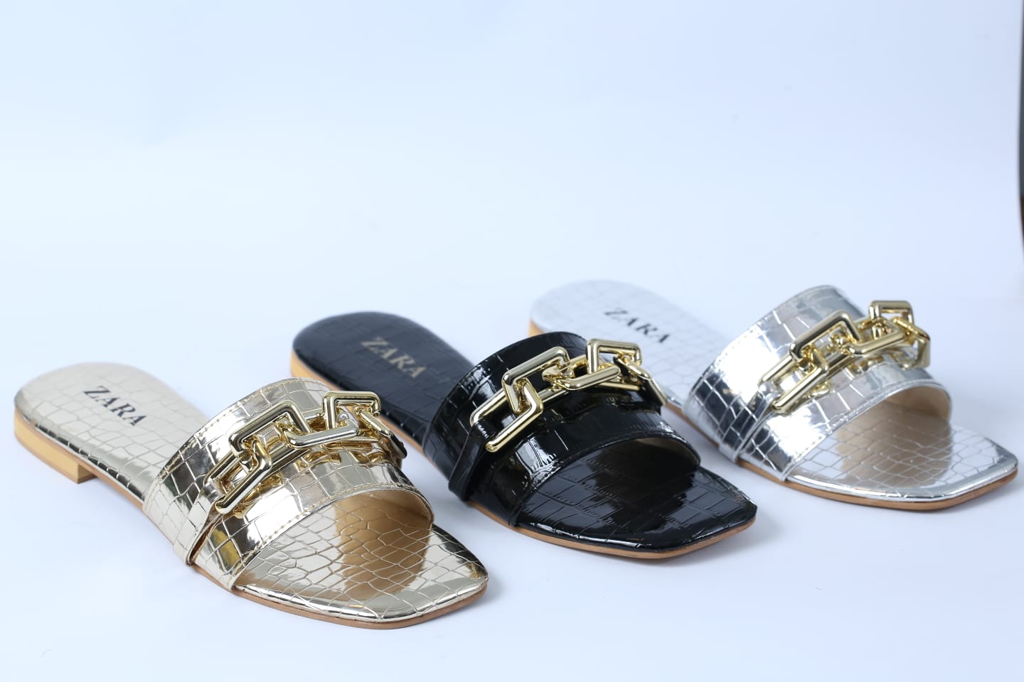 ZARA SQUARE TOE GOLDEN CHAIN SLIDES - BLACK