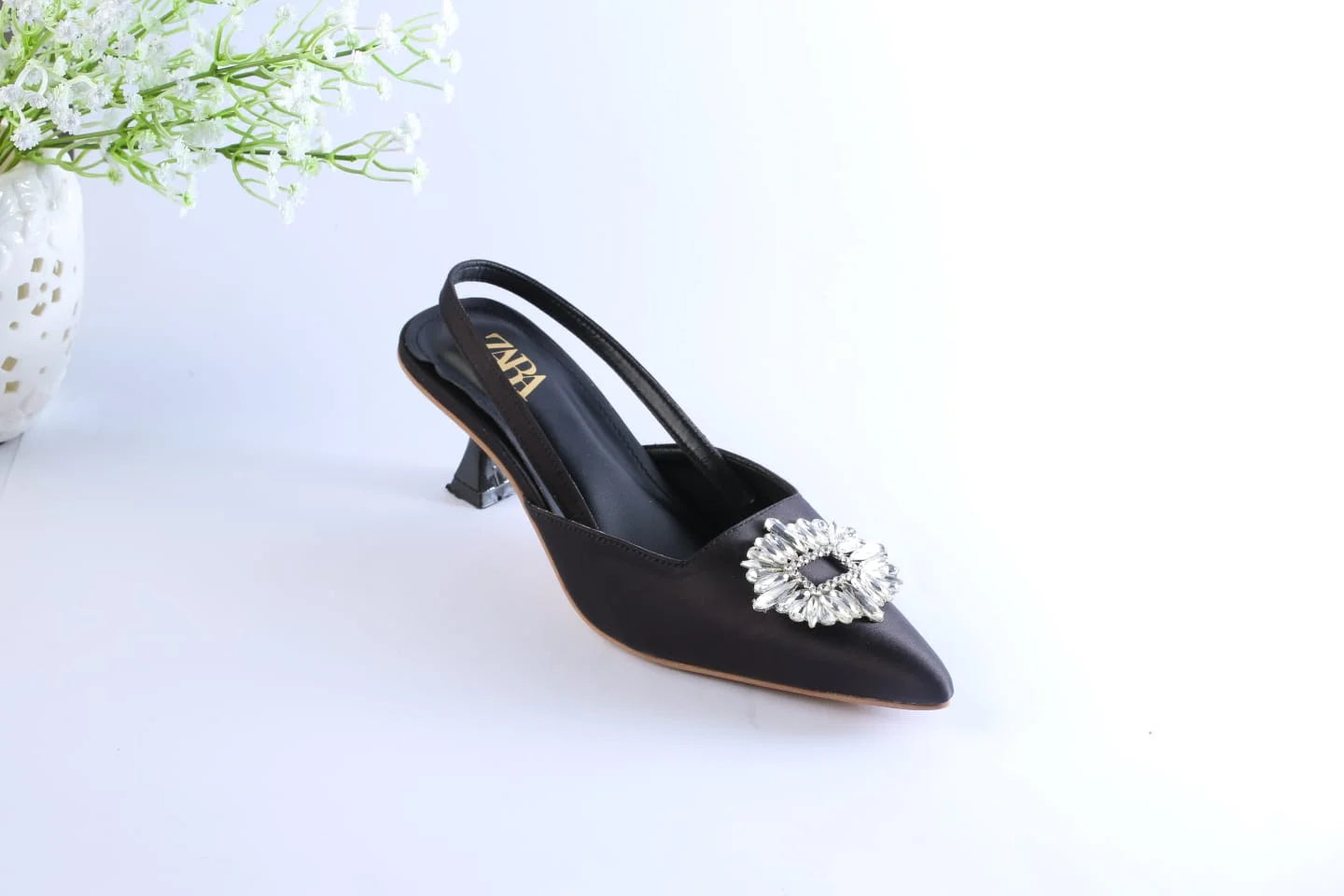 EMBELLISHED KITTEN HEELS - BLACK