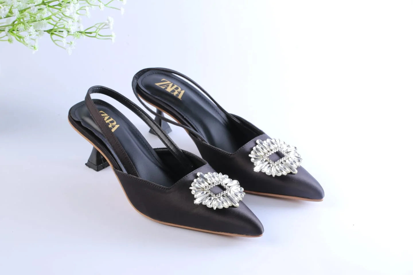 EMBELLISHED KITTEN HEELS - BLACK