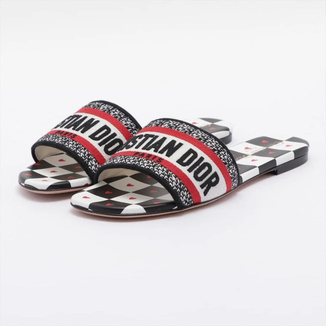 CD CASUAL SLIDES - WHITE (HEART)