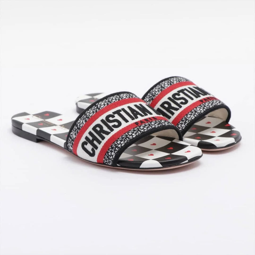 CD CASUAL SLIDES - WHITE (HEART)