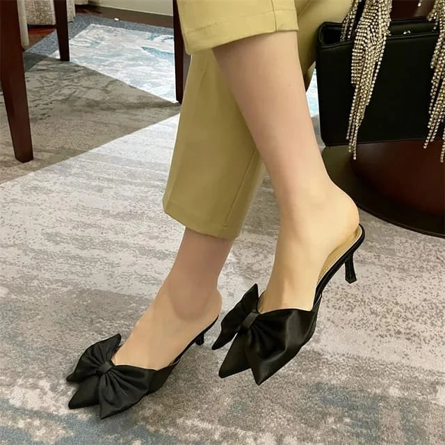 WOMEN'S POINTED KITTEN HEELS - BLACK
