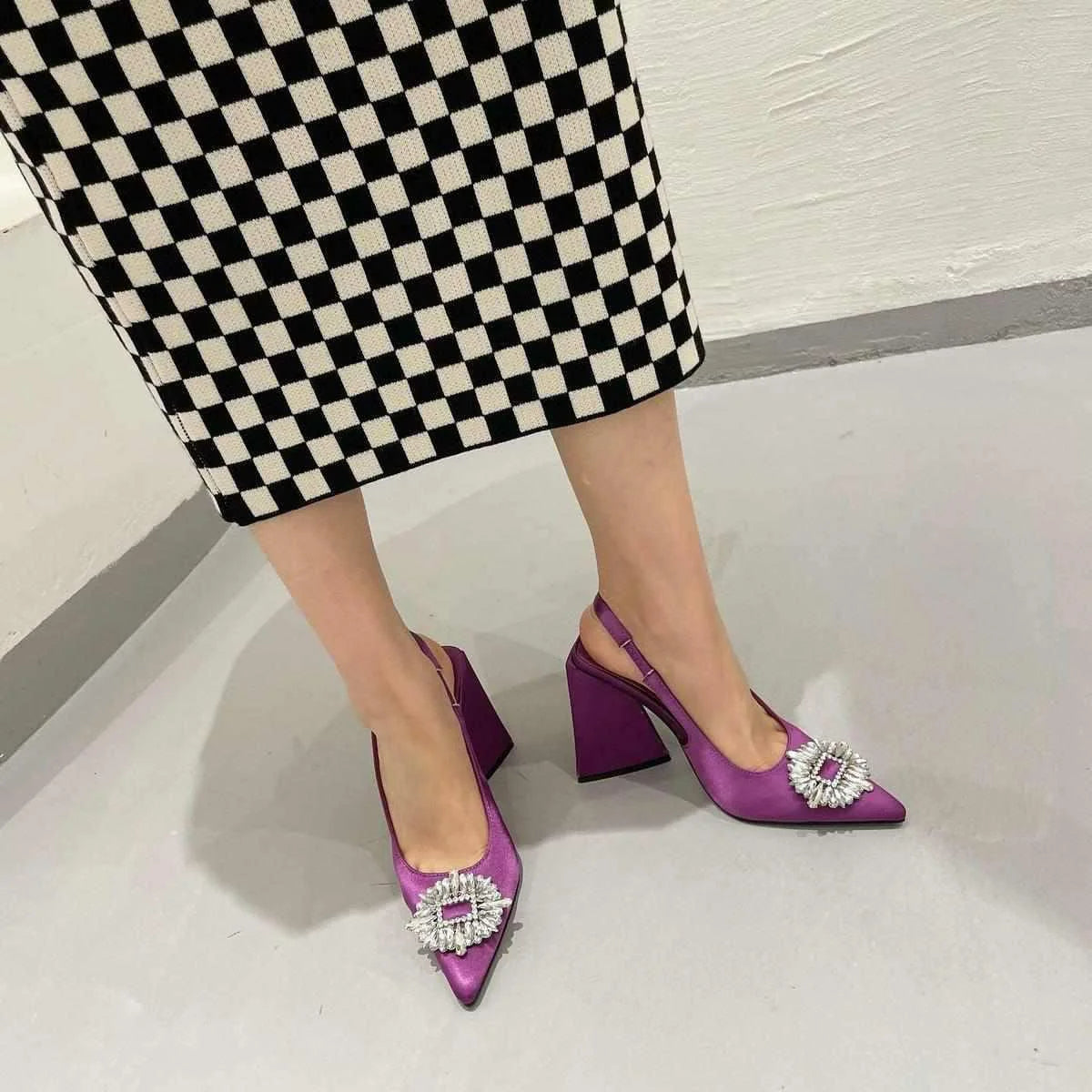 WOMEN'S POINTED TRIANGLE HEELS - PURPLE