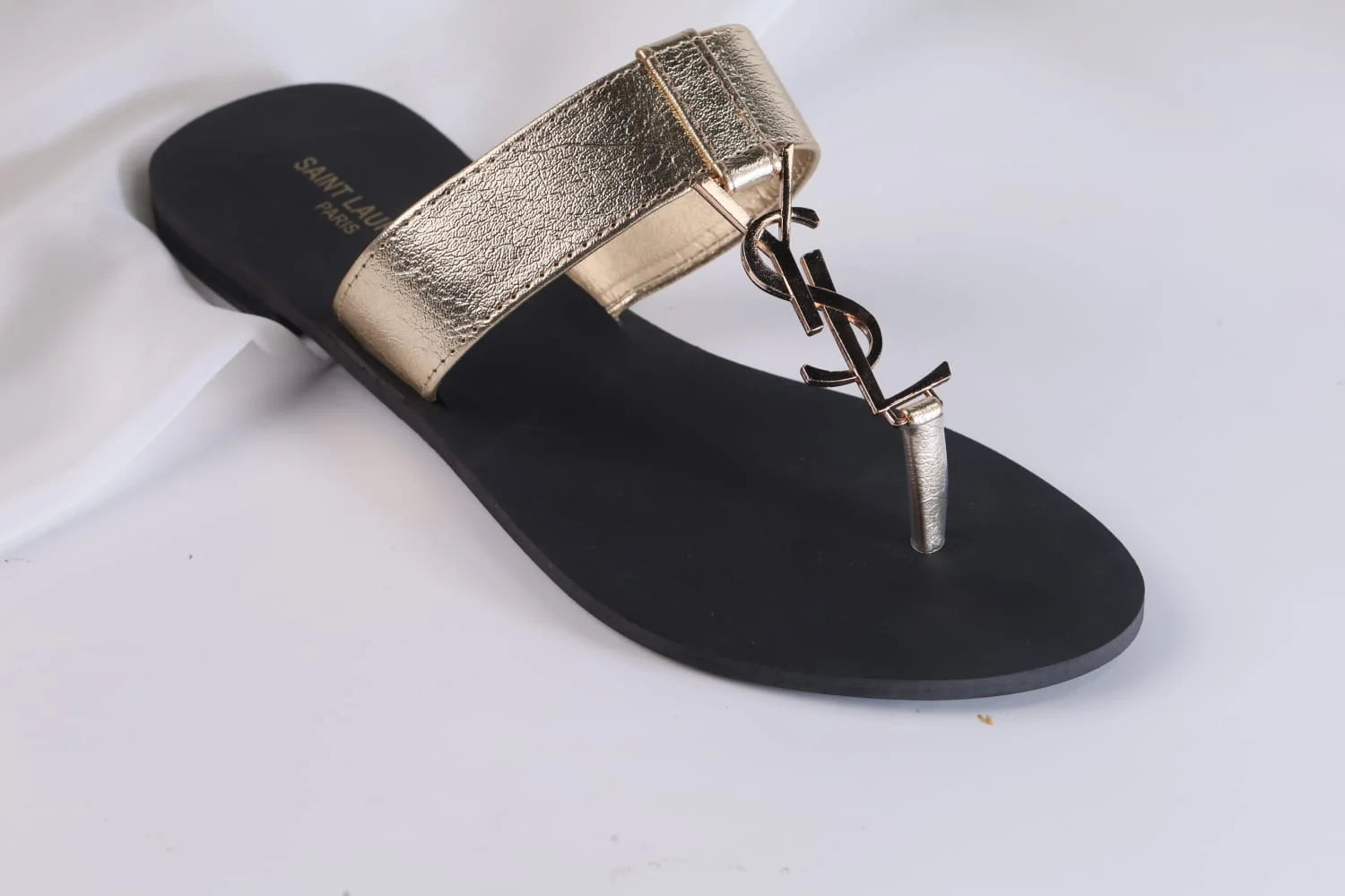 SAINT LAURENT CASSANDRA SLIPPER - GOLDEN