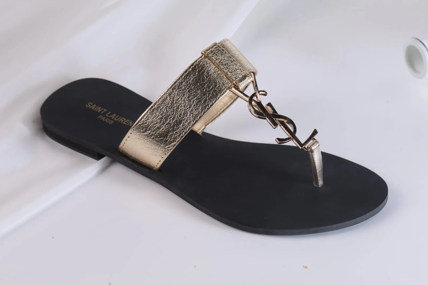 SAINT LAURENT CASSANDRA SLIPPER - GOLDEN