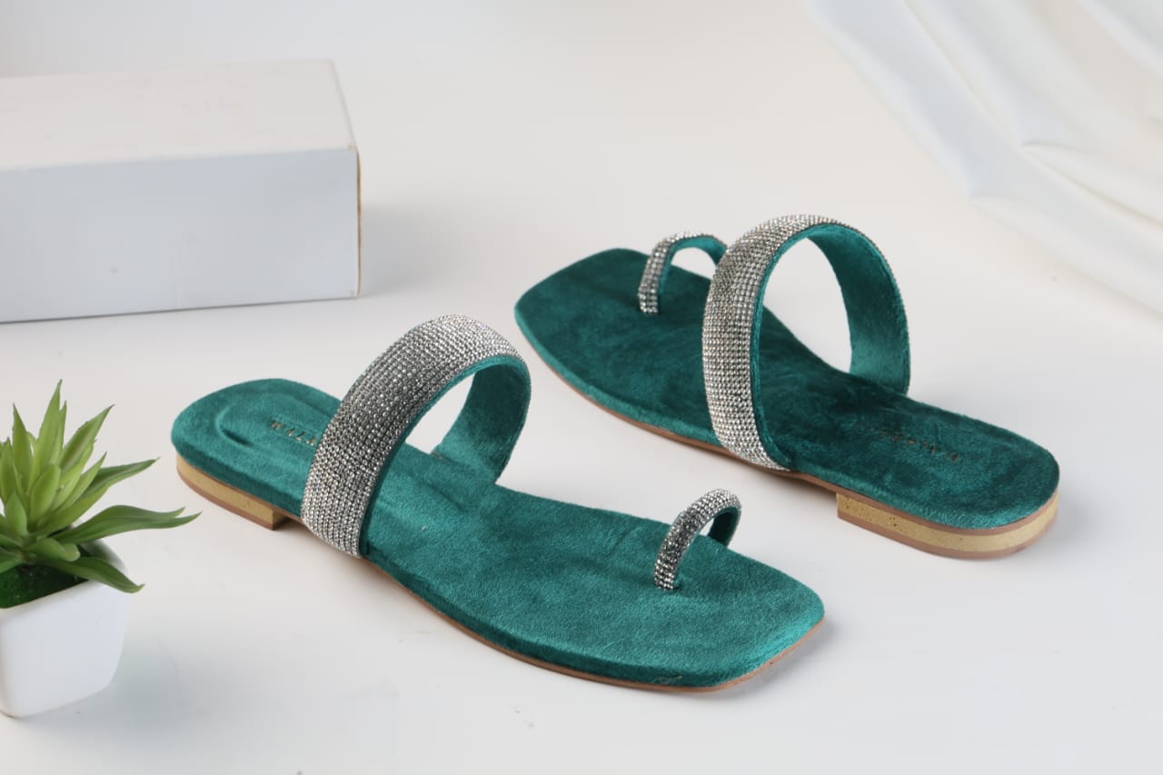 WALKBROS WOMEN'S MASH STRAP SLIPPERS - GREEN