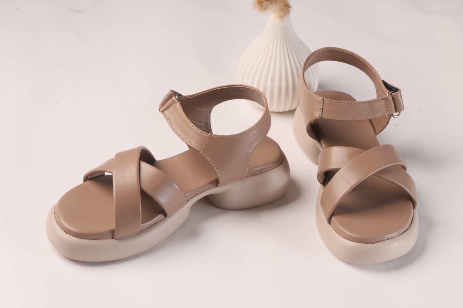 WALKBROS MEDICATED WEDGES SANDALS {  2  } - BEIGE