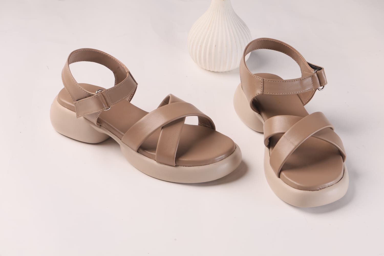 WALKBROS MEDICATED WEDGES SANDALS {  2  } - BEIGE