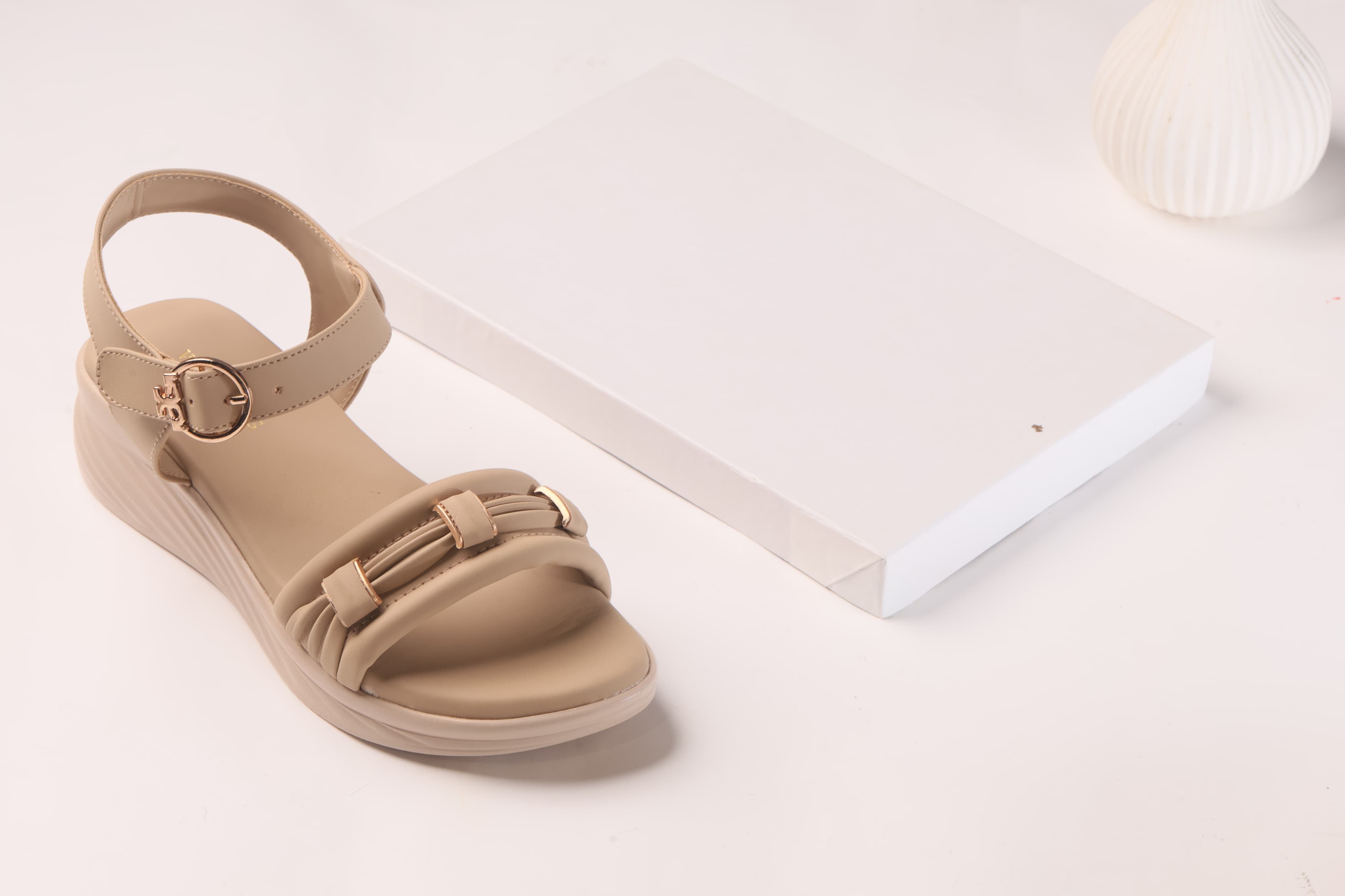 WALKBROS MEDICATED WEDGES SANDALS {  1  } - BEIGE