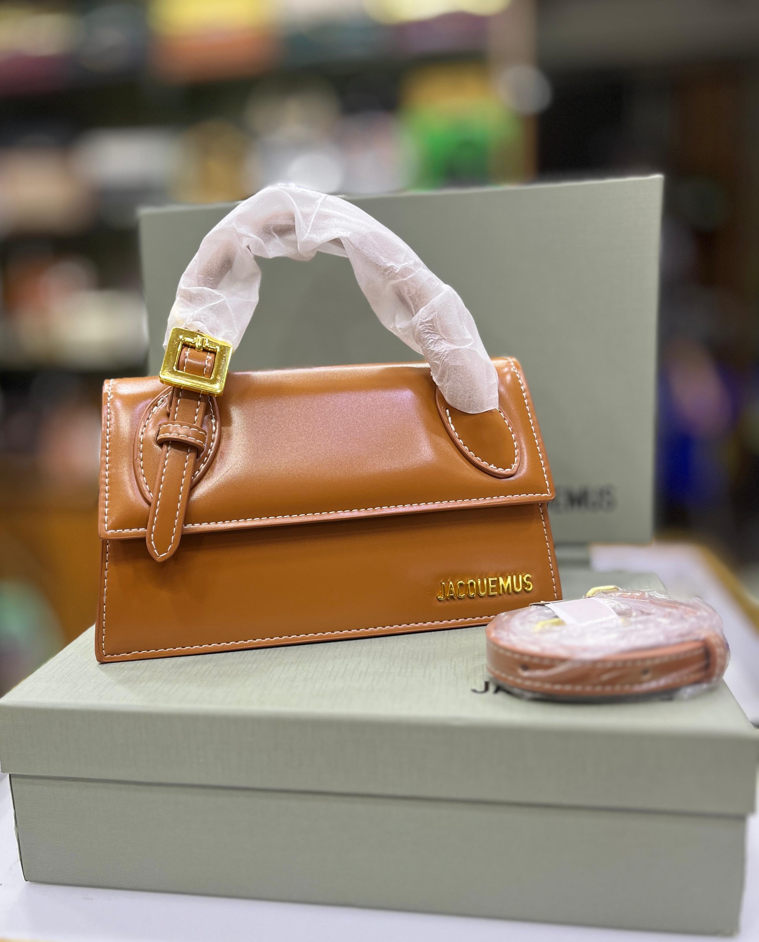 Jacquemus The long Chiquito with buckle