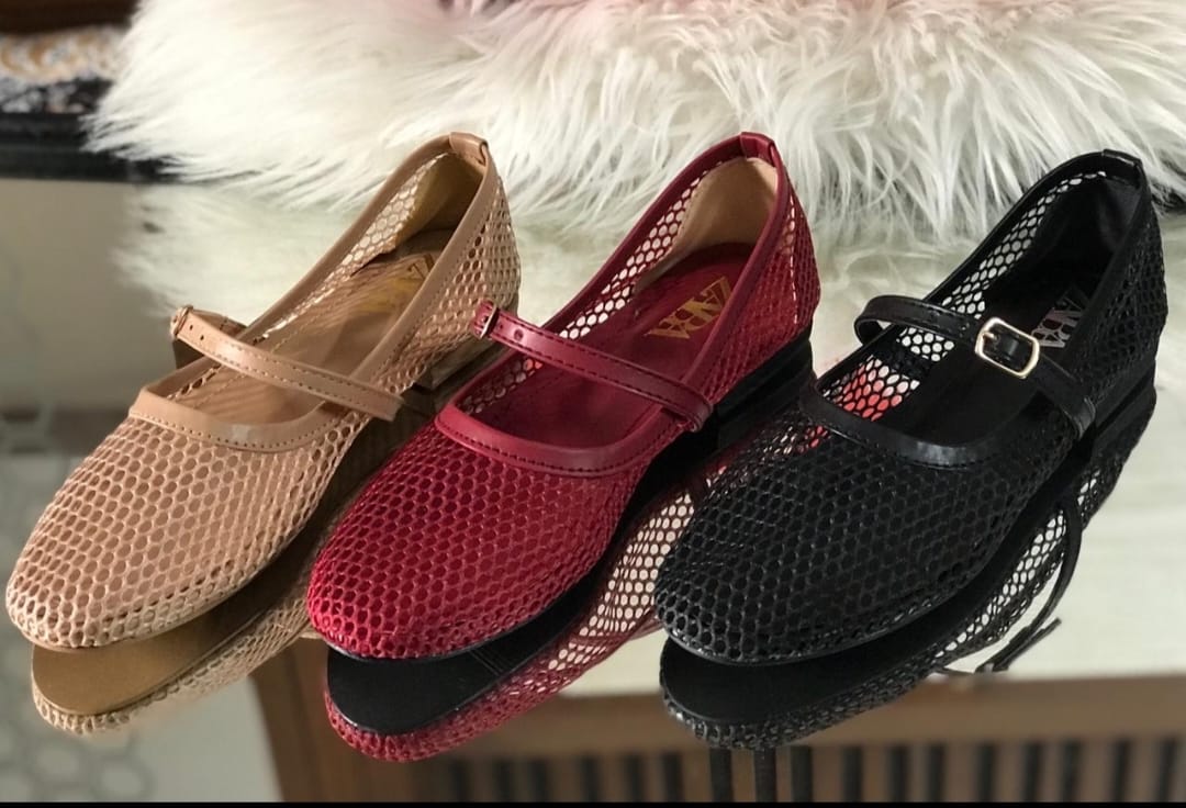 ZARA FISHNET BALLET FLAT PUMPS - MAROON