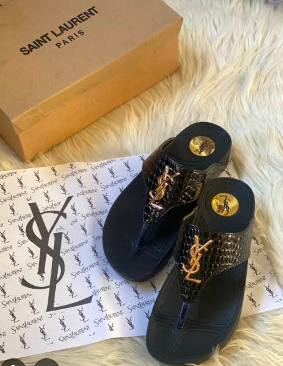 YSL CROCODILE FLIPFLOP