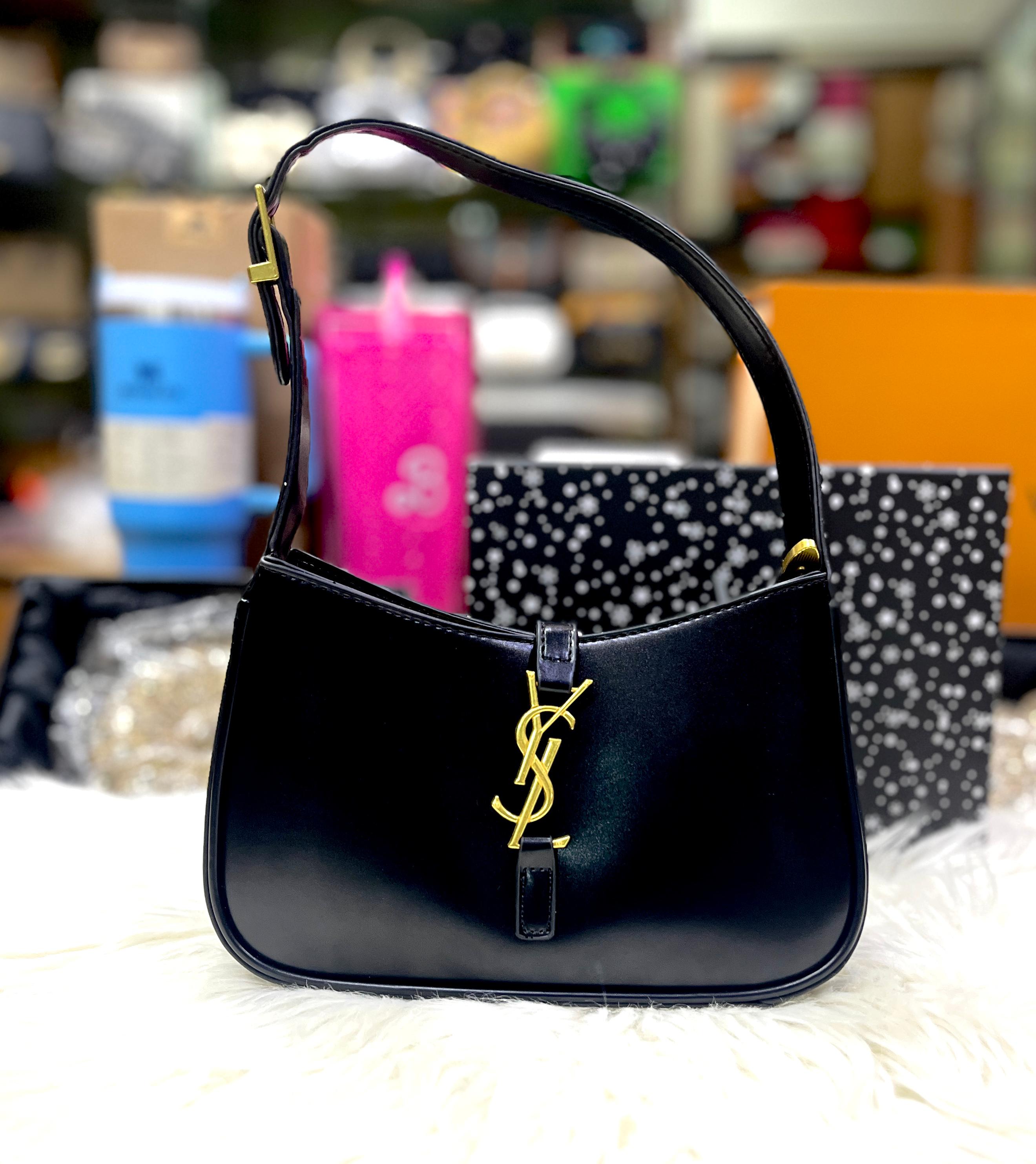 SAINT LAURENT Le 5 à 7 hobo shoulder BAG =BLACK